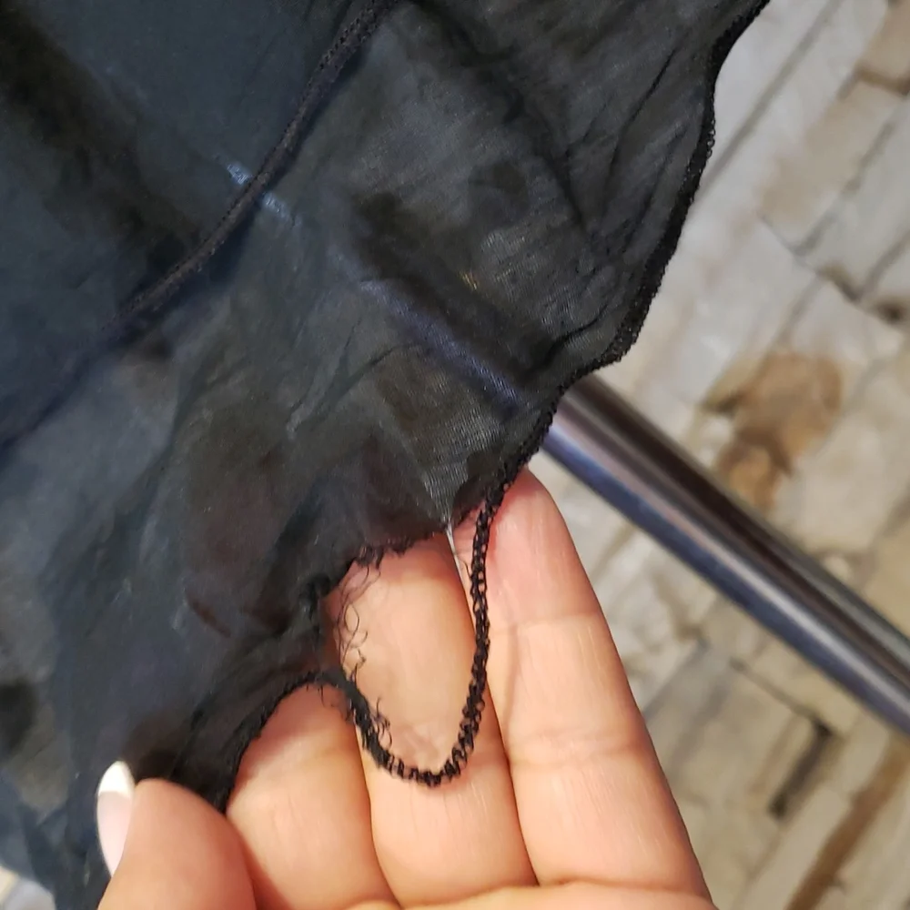 Top - Picture 4 of 8